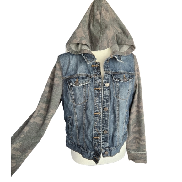 Mudd Jean Jacket With Camo Hood and Sleeves Junior's Size Large - Picture 2 of 7